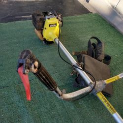 Comercial Trimmer JOHN DEERE 250G. works Well  $105 