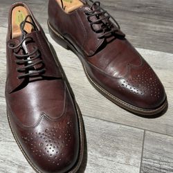 Dress Shoes, Size 9, (Dark Burgundy) - Banana Republic 