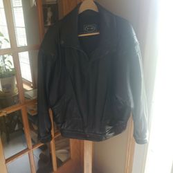 Men's Leather Bomber Jacket
