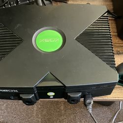 Original Xbox With Games And Controllers 