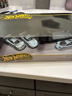 Hotwheels Mercedes McLaren Porsche