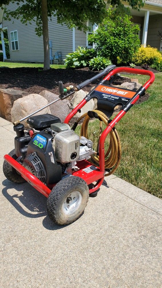 2800psi (New Pump) Troy-Bilt Pressure / Power Washer (Honda GC160)