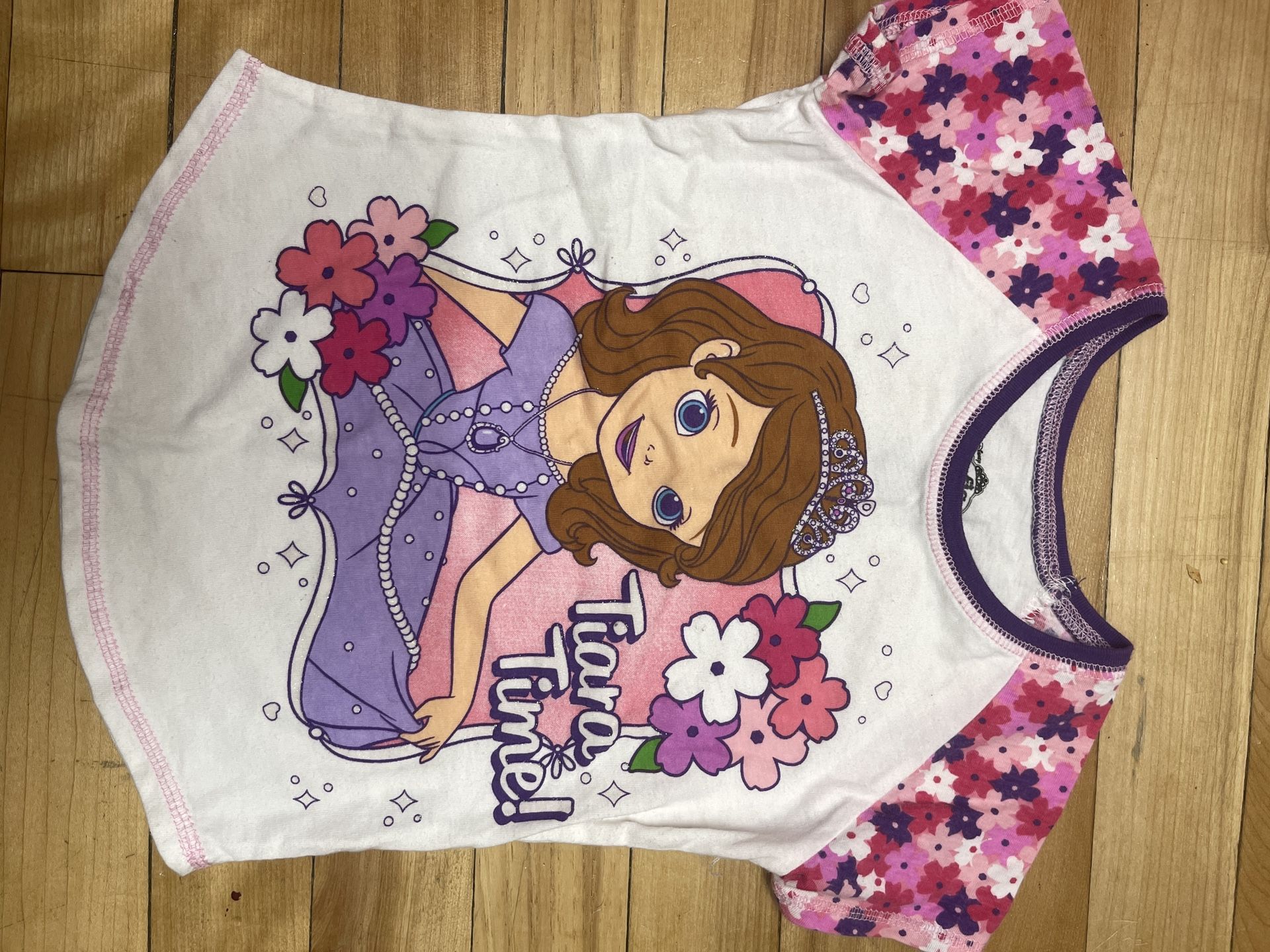 Babys Clothes