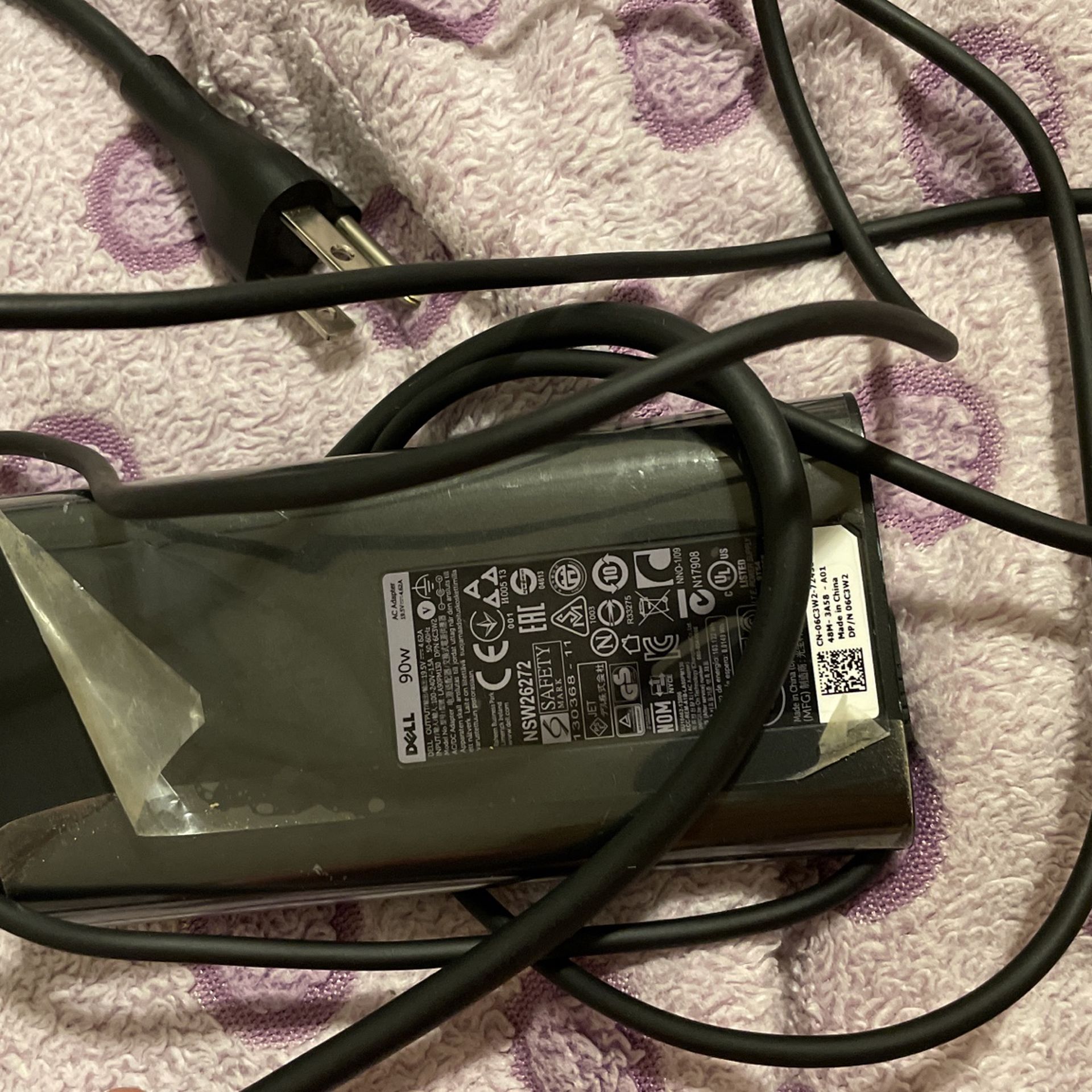 USED Dell 90W AC Adapter with Power Cord LA90PM130 6C3W2 06C3W2