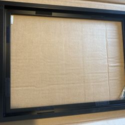 18x24 Floating Canvas Frame