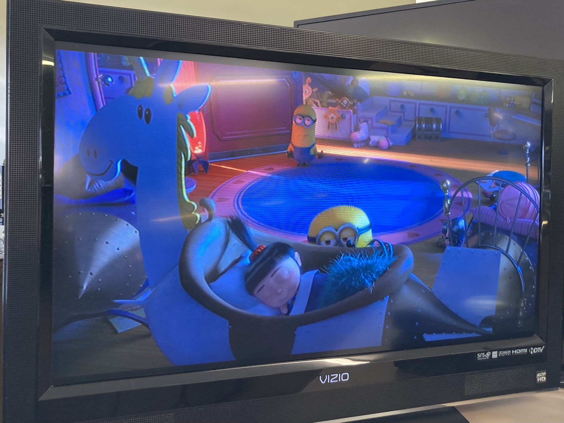 Vizio TV 32” No Remote