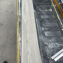 Vinyl Plank 