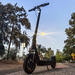 Electric scooter