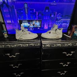 Jordan 4 Purple Metallic 