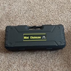 Mini Chainsaw 8 Inch Cordless | 21v 2000 mAh Rechargeable 
