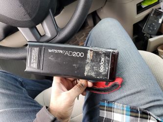 Witstro AD200 FLASH LIGHT