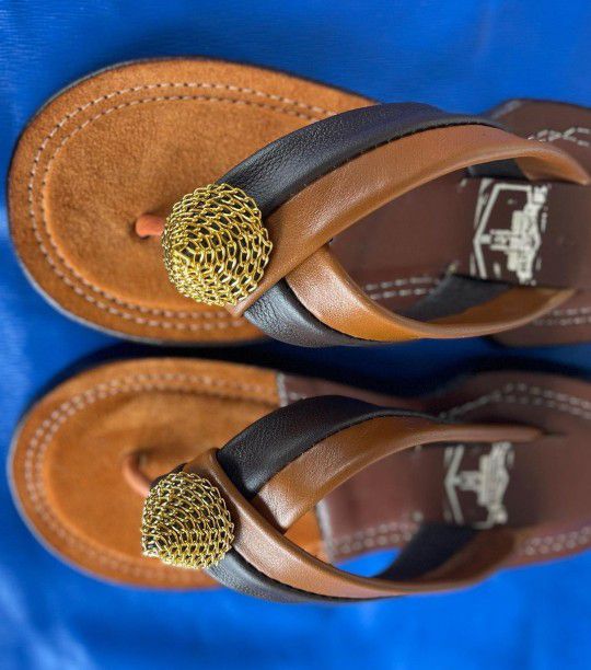 Brand NEW, beautiful Brown Leather Slippers