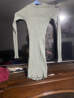 Size extra small olive green stretch dress