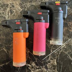 3 Torches