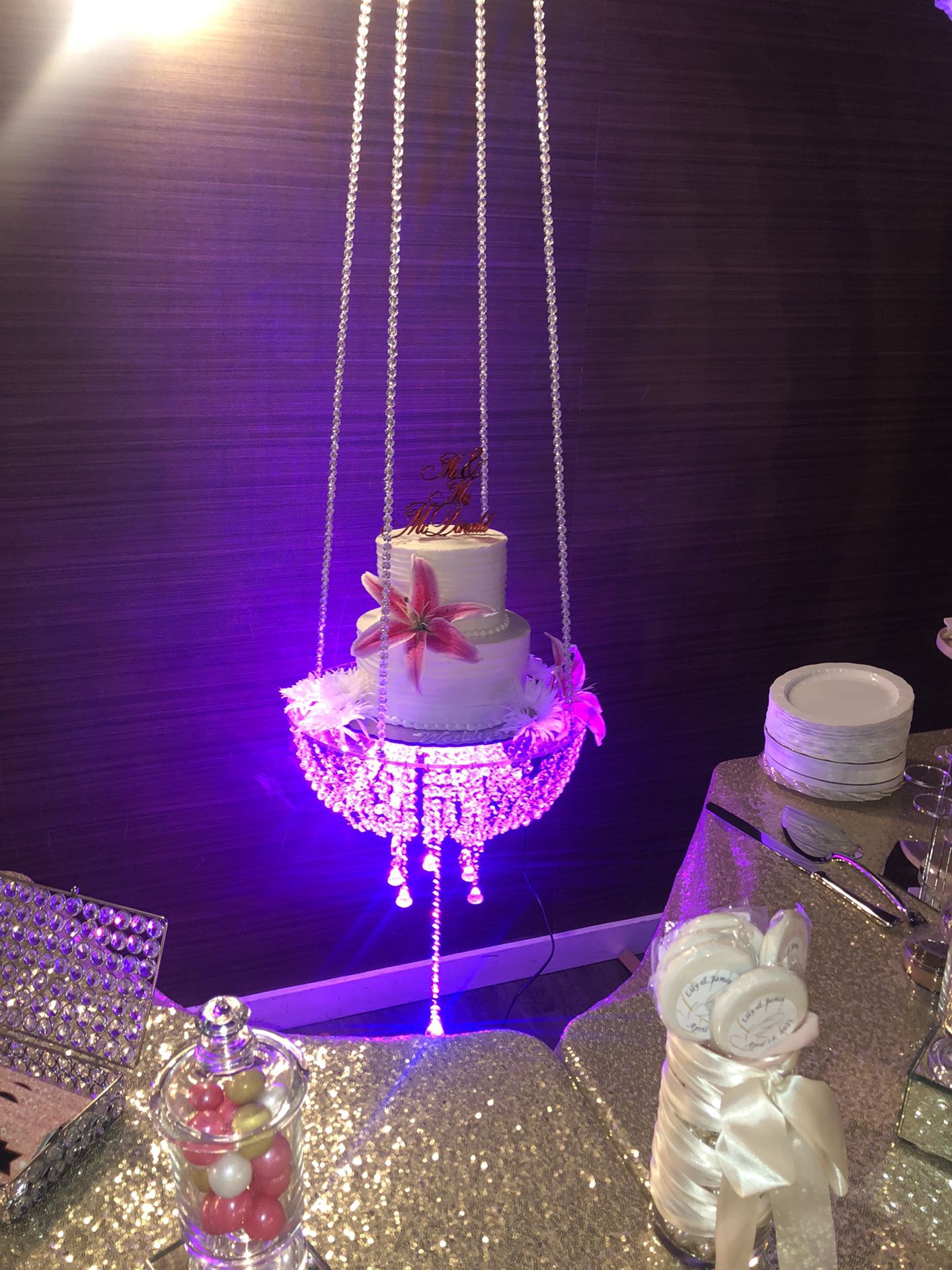 Cake Swing With Floral Decor