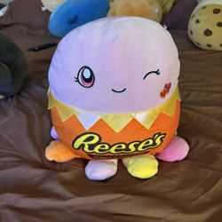 Reeses Stuffed Animal 