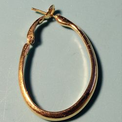(1) Single Replacement Gold Plated 5mm Classic Oval Hoop Earring Hinge Clasp 1.5" Long. The image shows a gold hoop earring with a hinged snap closure