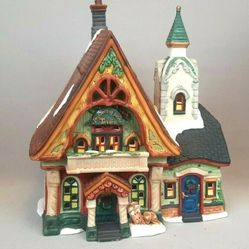 Vintage: 1999 SANTAS WORKSHOP COLLECTION - WHISPERING PINES TAVERN - RN35055 - Christmas Village