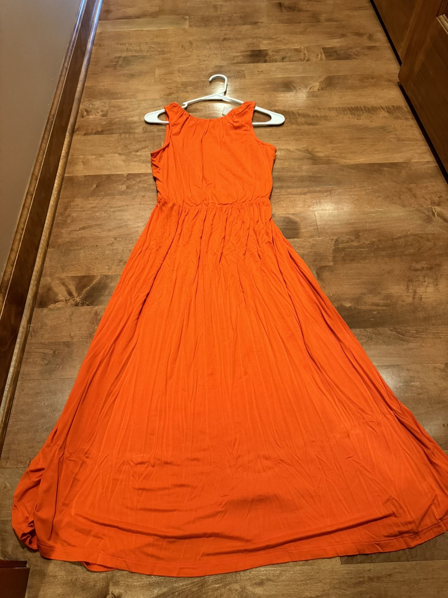 Women’s Old Navy Maxi Dress Shipping Available