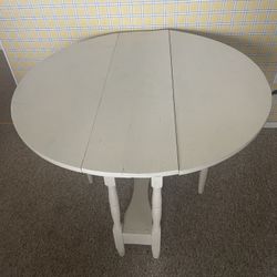 Antique Gate Leg Round Drop Leaf Table 
