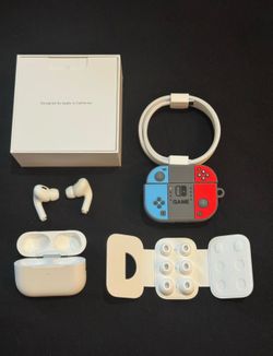 Apple airpods pro 2 with charging case and Nintendo switch case