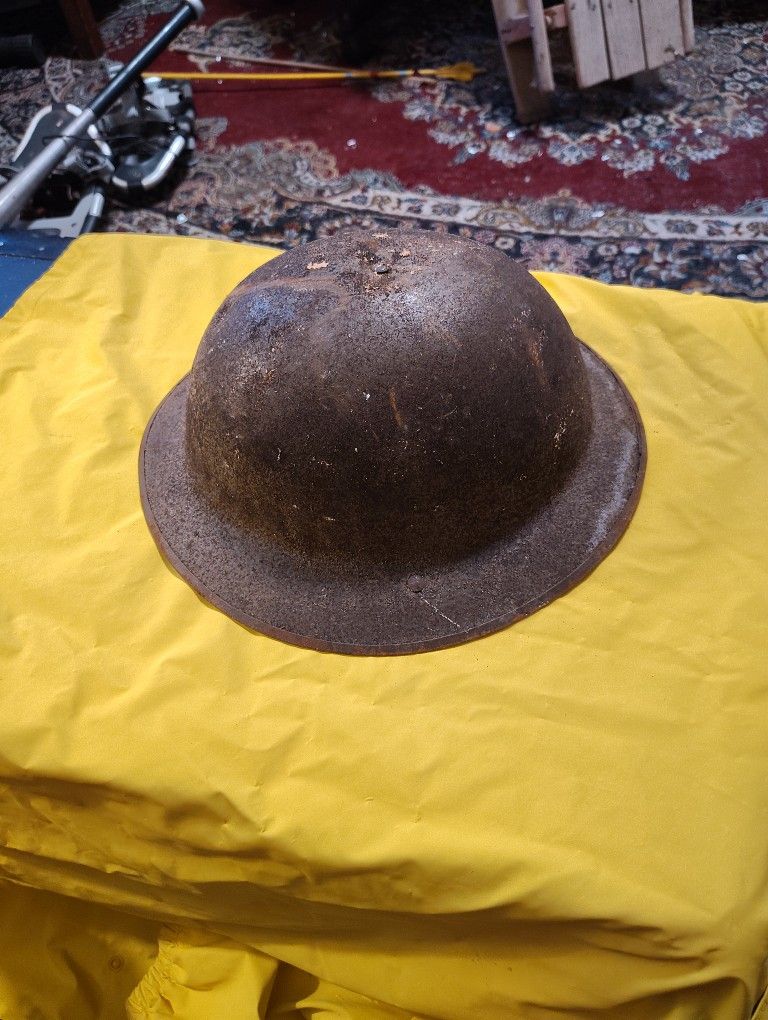 British WW2 Combat Helmet 