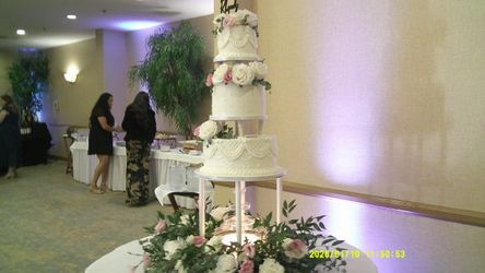 Cake water fountain and stand