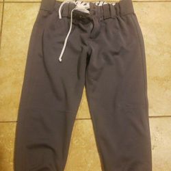 DeMarini Girl's Belted Fastpitch Softball Pant

Girl Large