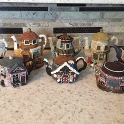 Hometown Teapot Cottages Collection (Resin) 