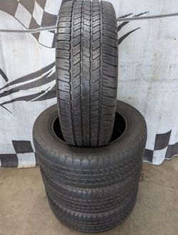 275/55r20 Goodyear Wrangler SR-A Tires