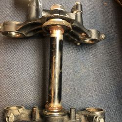 Year 1978  Honda CB550K Top and bottom steering clamp