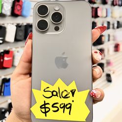 iPhone 15 pro max 256gb AT&T cricket