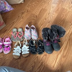 Toddler Size 8 & 9 Saltwater Sandals, Kamik Boots And Other Brands And Shoes 