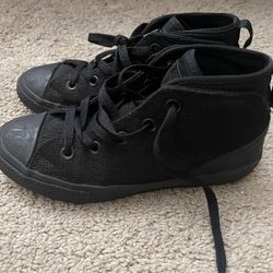 Boys Converse 