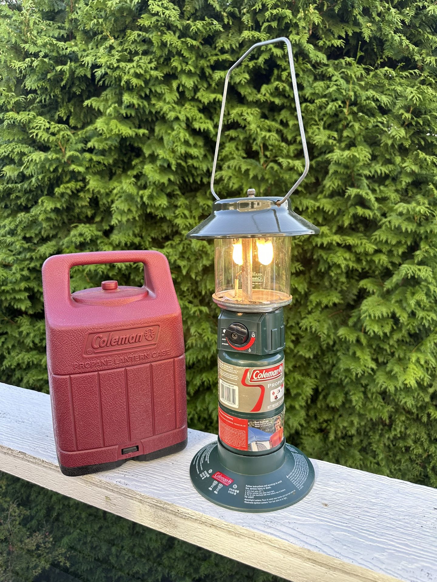 Coleman Propane Lantern with Storage Case