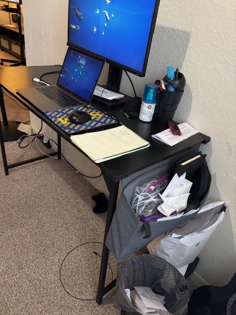 Work /study Deal And Chair