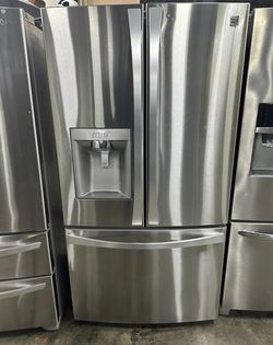 Energy Efficient LG French Door Fridge with Ice Maker