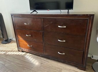 Dark Brown 6-Drawer Wooden Dresser