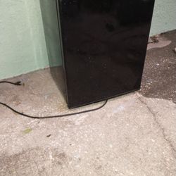 Mini Refrigerator $40 