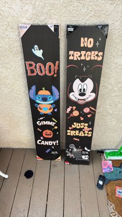 Disney Halloween Signs 
