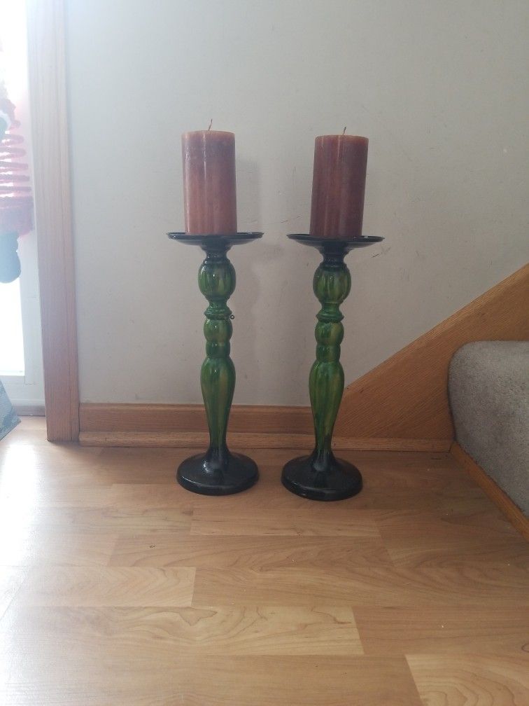2 Candle Holders