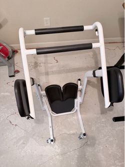 Sit to Stand Lift
