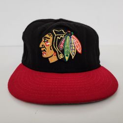 New Era Black & Red Chicago Blackhawks 59Fifty Fitted Cap
