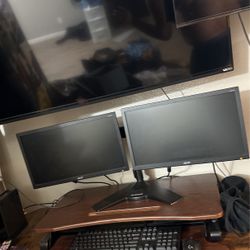Dual monitor computer with keyboard and mouse and tower box