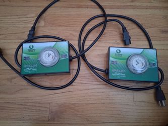 (2) Titan Controls Apollo 4 120-Volt Ballast Timers