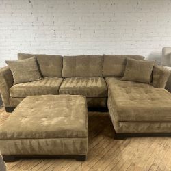 Free Delivery-Macys brown 2pc sectional w/storage ottoman