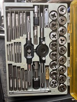 Craftsman Standard Thread Tap and Hex Die Set