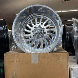 American Force: 22x14