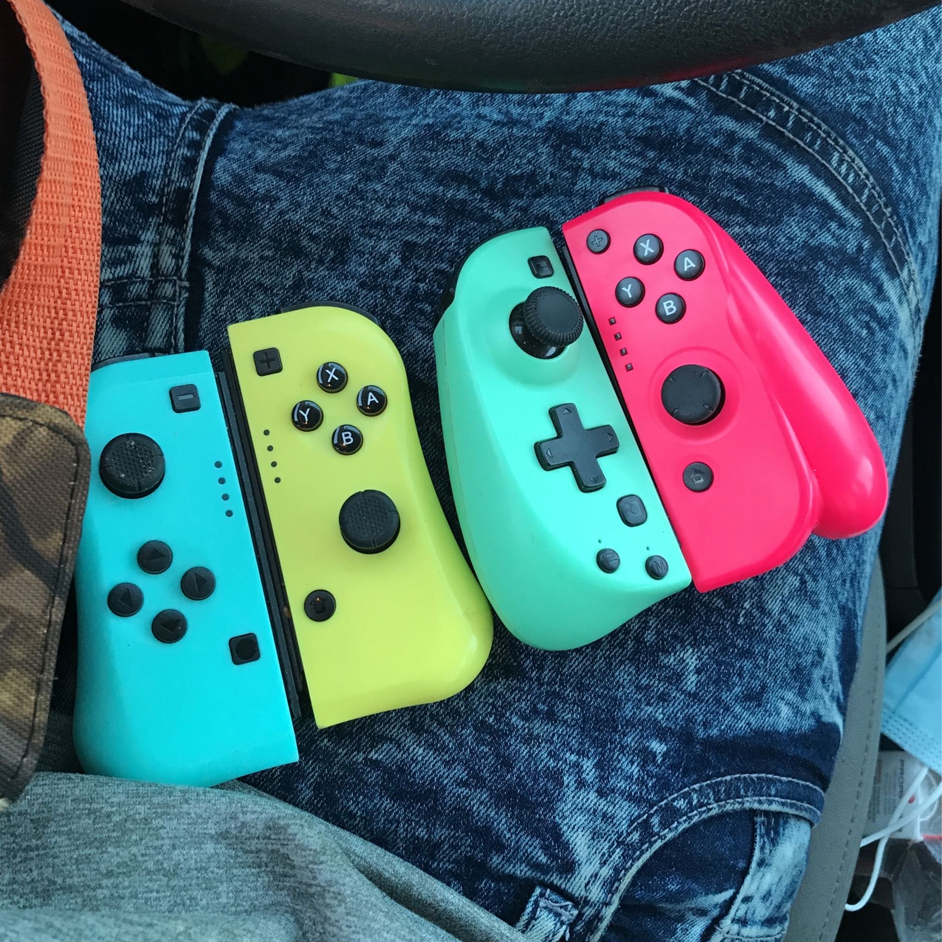 Nintendo Switch Controllers 2 Pairs