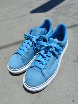 Alexander McQueen Men's 'Oversized' US 13/EU 47 Low-Top Baby Blue Suede